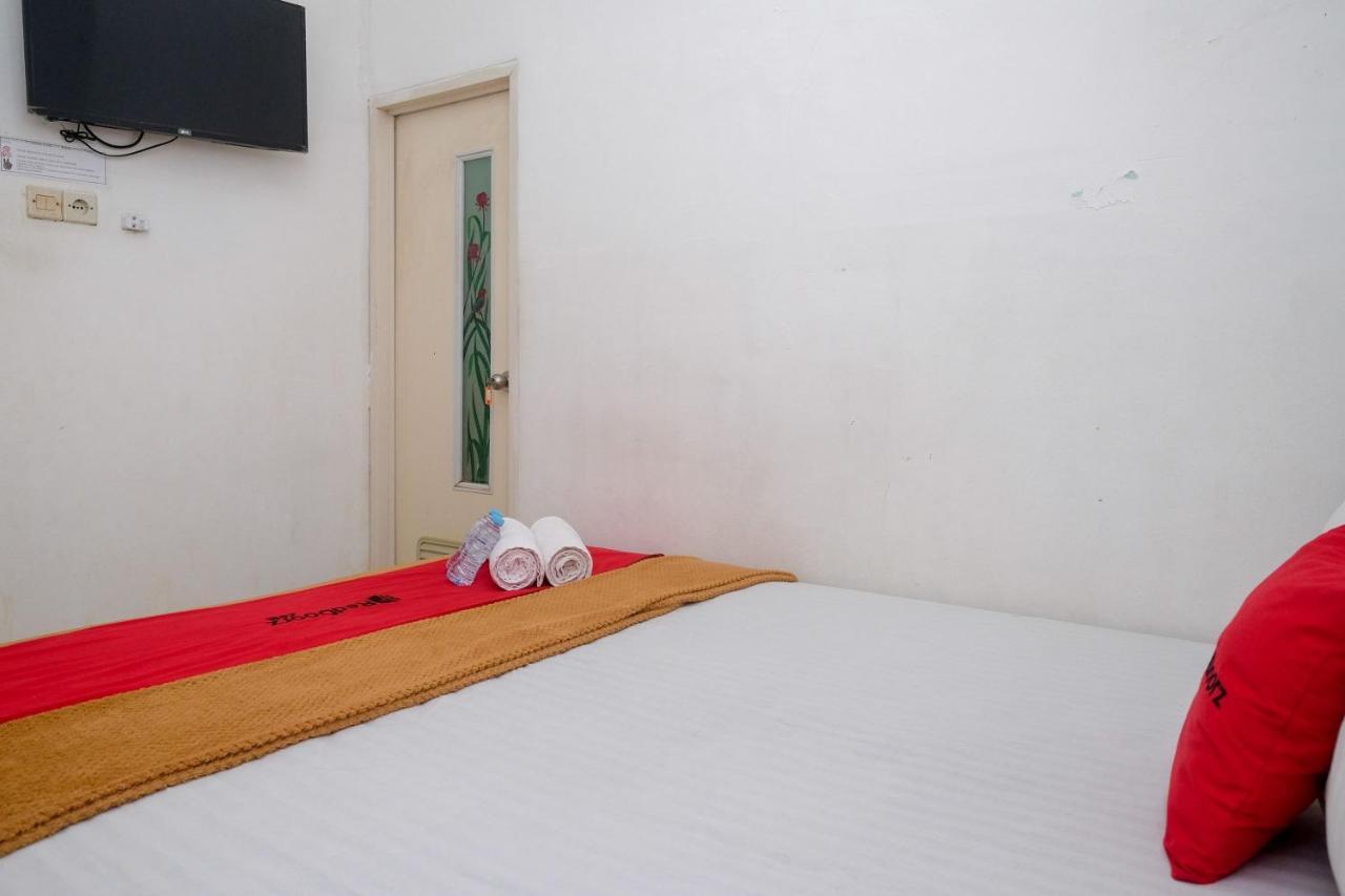 Reddoorz Near Politeknik Manado Hotel Bagian luar foto